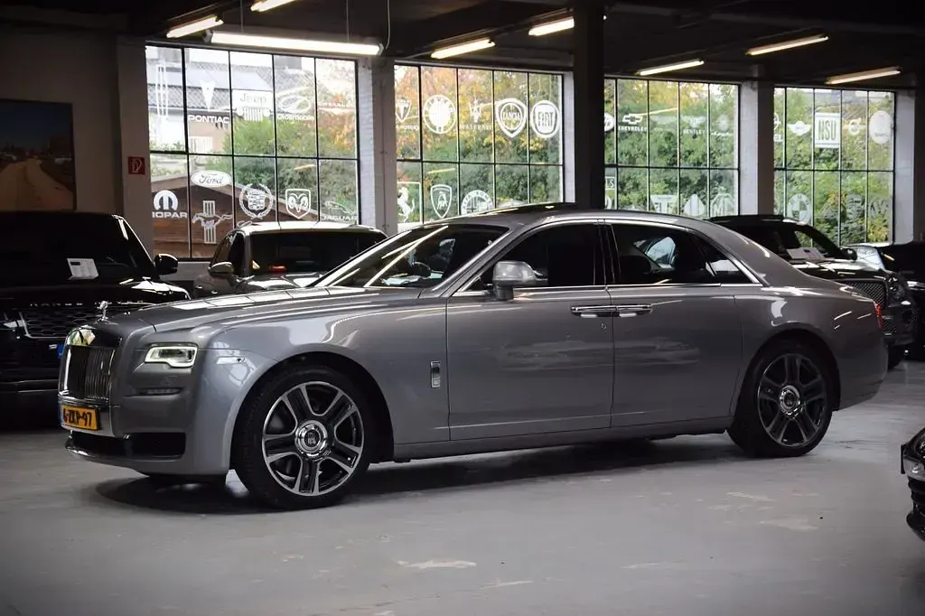 Gebraucht Rolls Royce Ghost 571 PS (419 kW) 2015 Grau Limousine