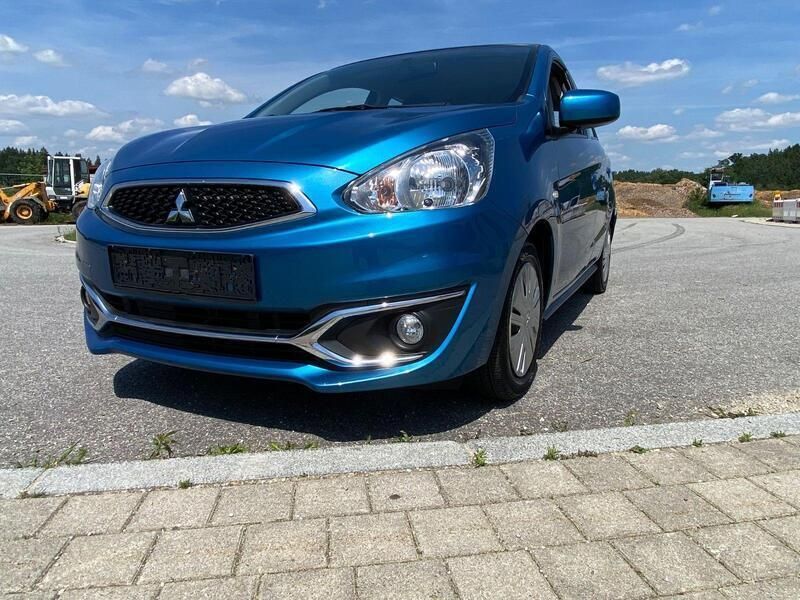 Blau Gebraucht 2019 Mitsubishi Space Star Diamant Edition Kleinwagen | 6.600 € (Guter Preis) - Bild 1/4