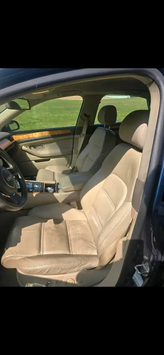 Gebraucht Audi A8 340 PS (250 kW) 2003 Blau Limousine