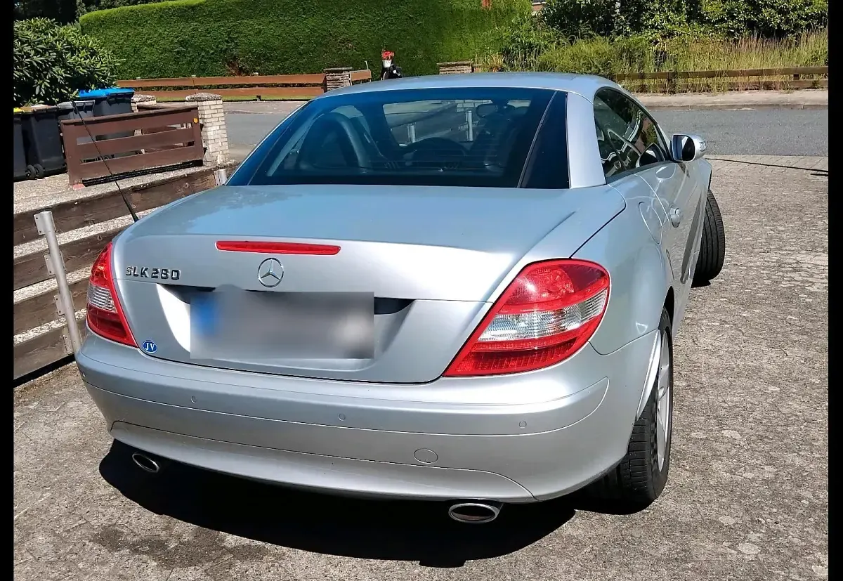 Gebraucht Mercedes SLK280 230 PS (169 kW) 2007 Silber Cabrio