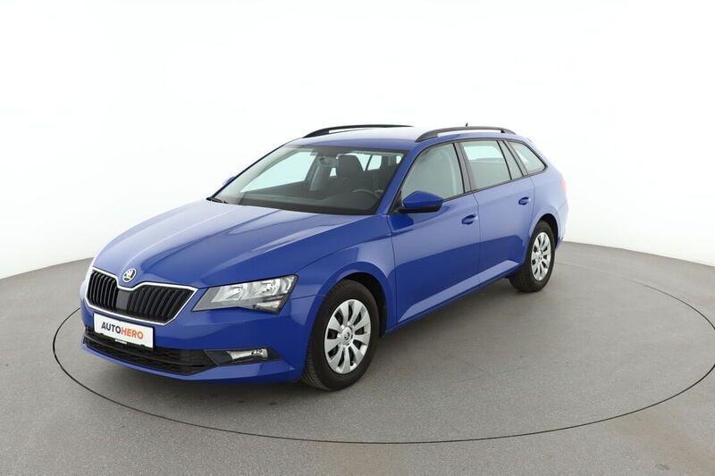 Blau Gebraucht 2019 Skoda Superb Active Kombi | 20.030 € (Etwas zu teuer) - Bild 1/4