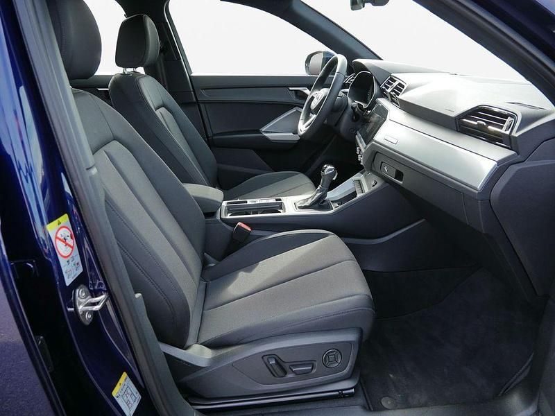 Gebraucht Audi Q3 Advanced 150 PS (110 kW) 2025 Navarrablau metallic SUV
