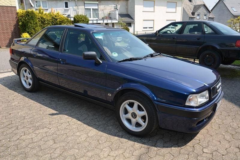 Gebraucht Audi 80 116 PS (85 kW) 1993 Blau Limousine