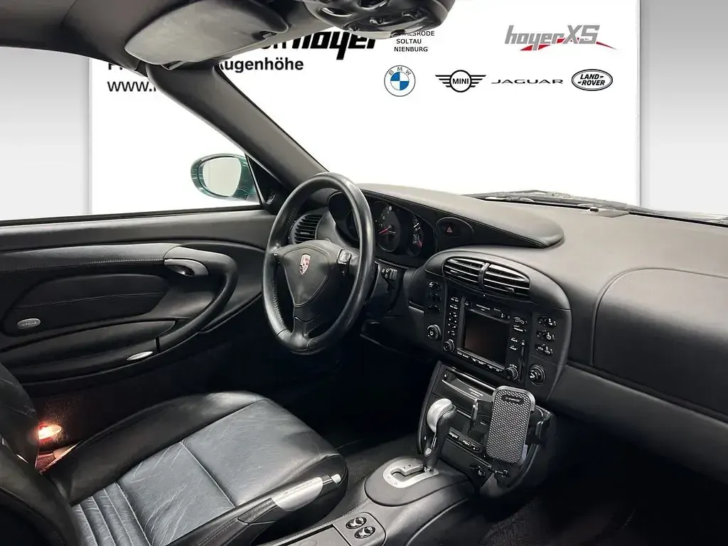 Gebraucht Porsche 996 300 PS (220 kW) 2001 Grün Cabrio