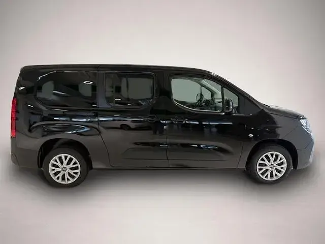 Neu Fiat Doblò Tech 102 PS (75 kW) 2026 Manufacturer Van / Kleinbus