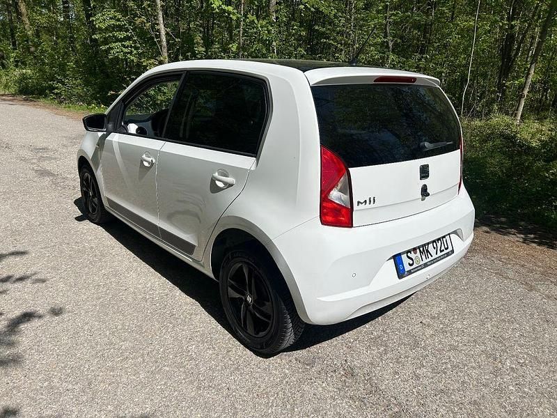 Second-hand Seat Mii 60 CP (44 kW) 2017 Alb Hatchback