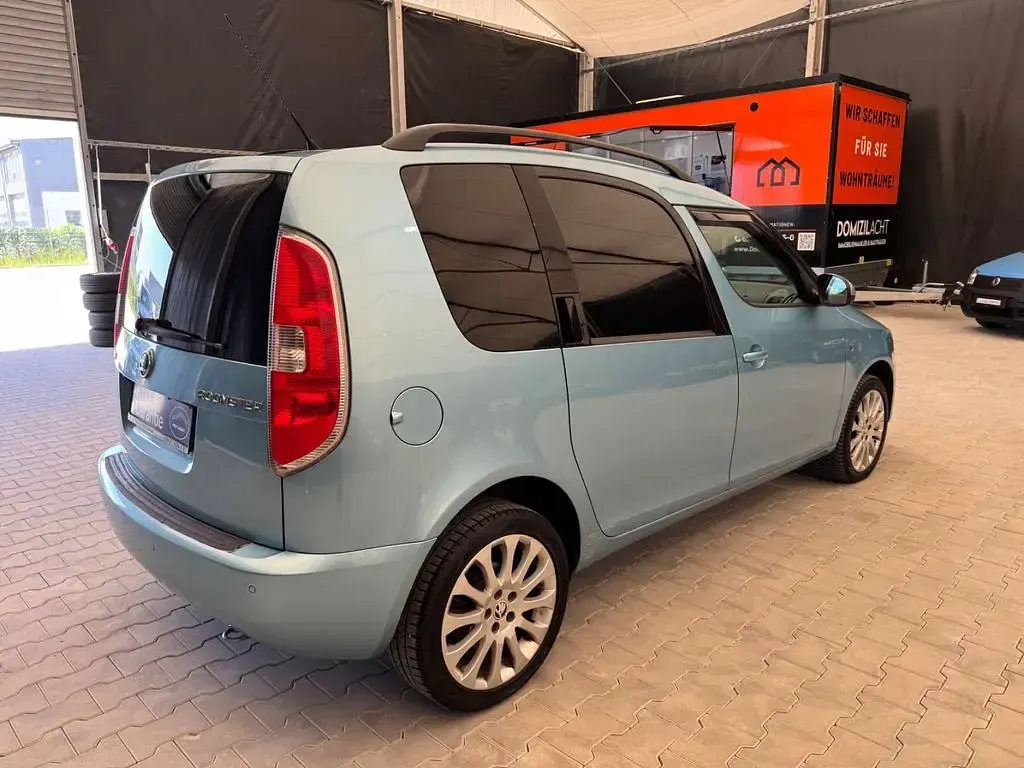 Gebraucht Skoda Roomster Elegance 105 PS (77 kW) 2014 Blau Van / Kleinbus