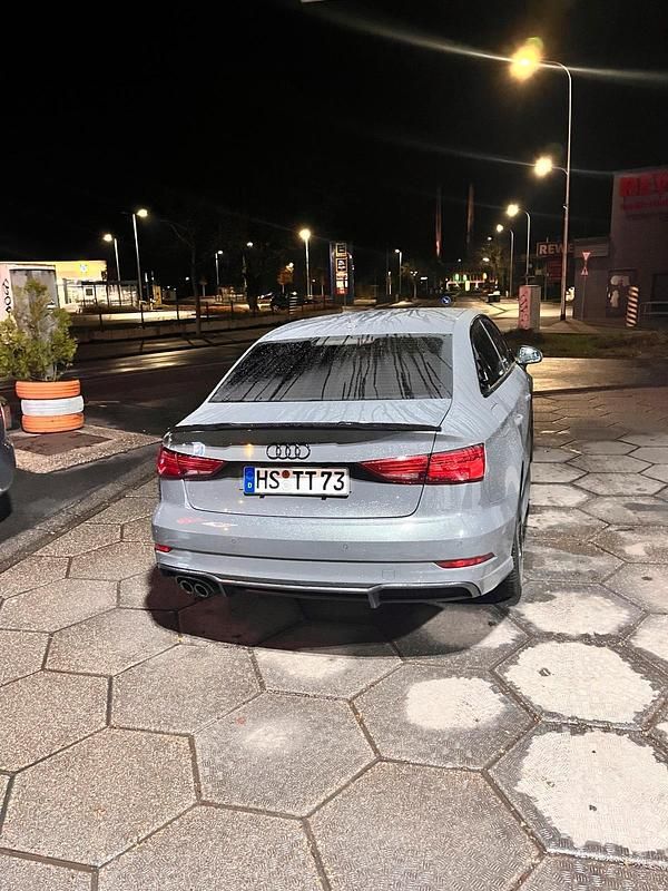 Gebraucht Audi A3 S-Line 150 PS (110 kW) 2017 Grau Limousine