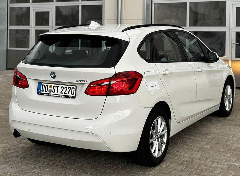 Gebraucht BMW 218 Active Tourer 136 PS (100 kW) 2014 Weiß Van / Kleinbus