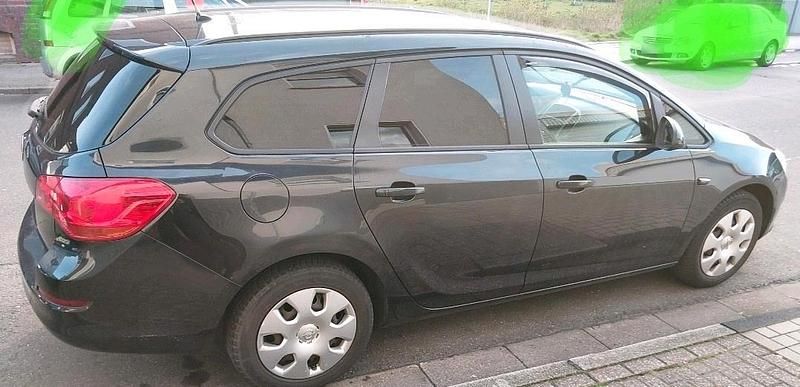 Gebraucht Opel Astra 120 PS (88 kW) 2012 Schwarz Kombi