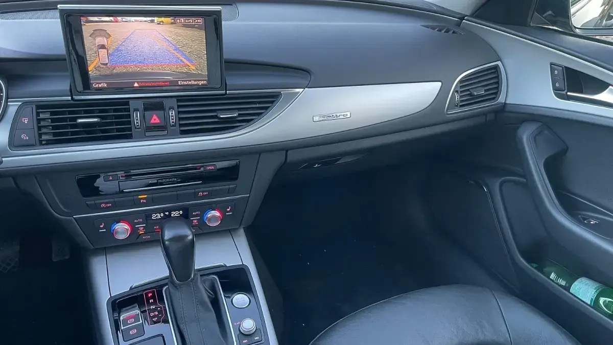 Gebraucht Audi A6 Ambiente 272 PS (200 kW) 2015 Schwarz Kombi