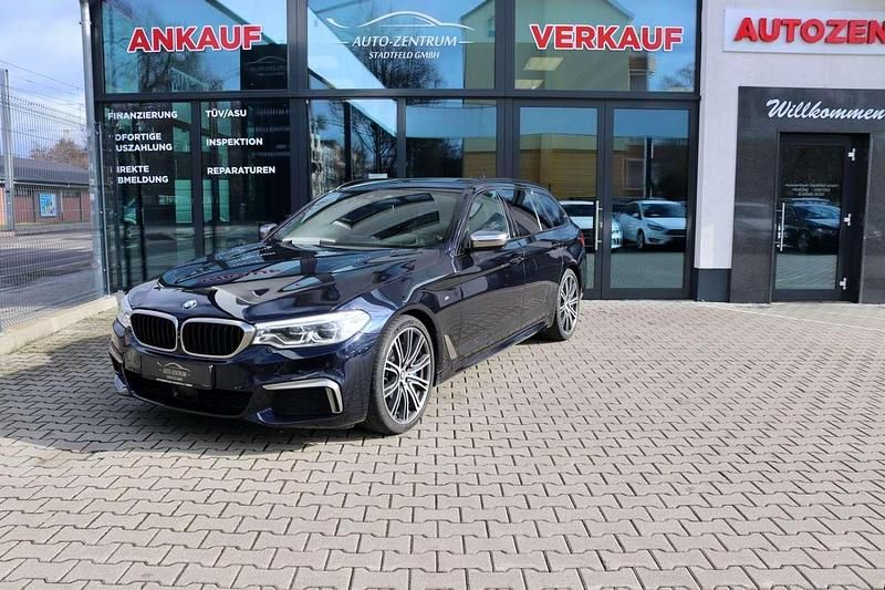 Gebraucht BMW 550 400 PS (294 kW) 2019 Carbonschwarz Kombi
