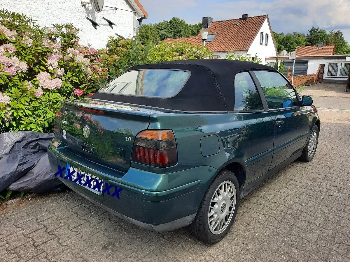 Gebraucht VW Golf Cabriolet 101 PS (74 kW) 1999 Grün Cabrio