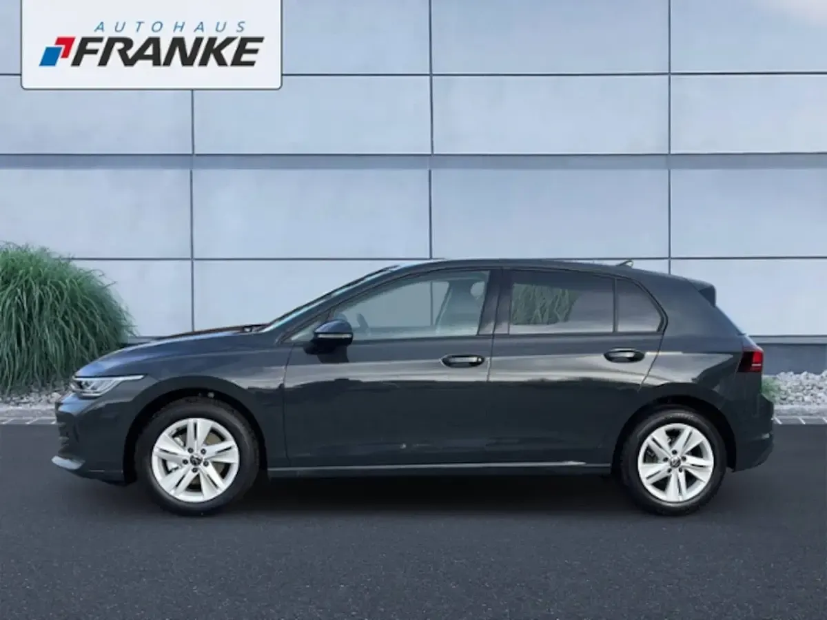 Gebraucht VW Golf VIII Life 116 PS (85 kW) 2025