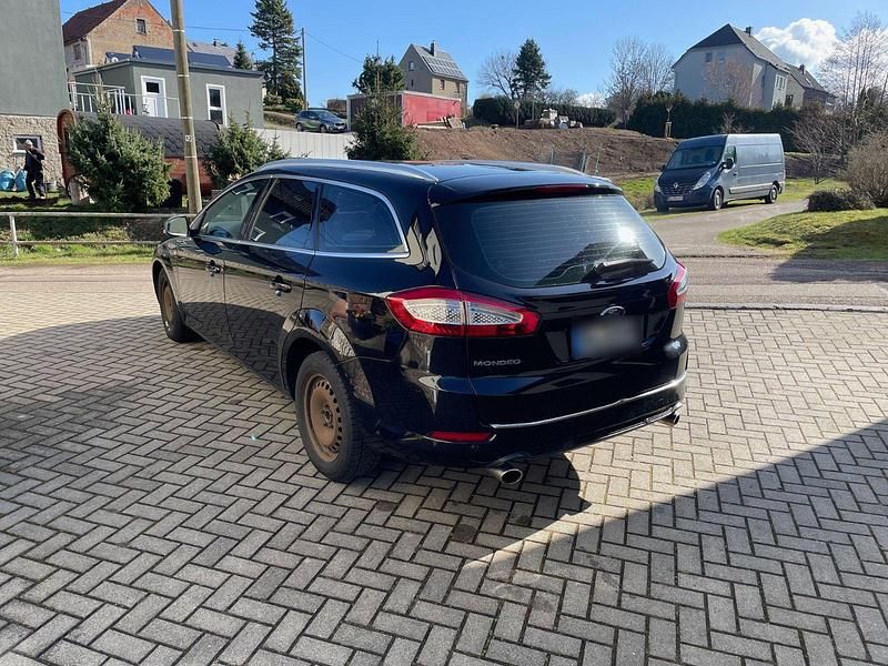 Gebraucht Ford Mondeo Titanium 200 PS (147 kW) 2012 Schwarz Kombi