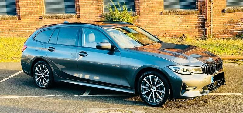 Gebraucht BMW 330 M Performance 258 PS (189 kW) 2020 Kombi