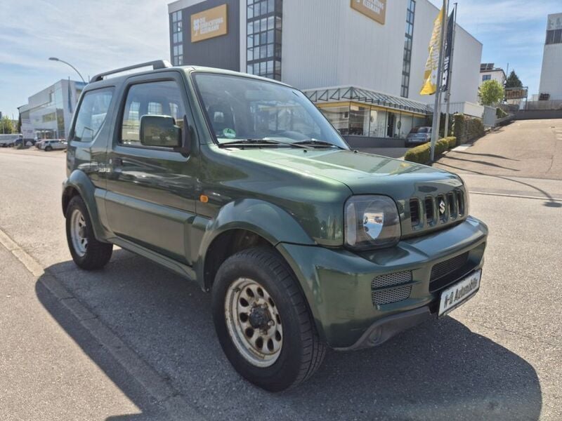 Grün Gebraucht 2009 Suzuki Jimny Ranger SUV | 3.990 € (Superpreis) - Bild 1/4