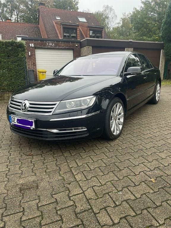 Schwarz Gebraucht 2012 VW Phaeton Limousine | 9.450 € (Guter Preis) - Bild 1/4