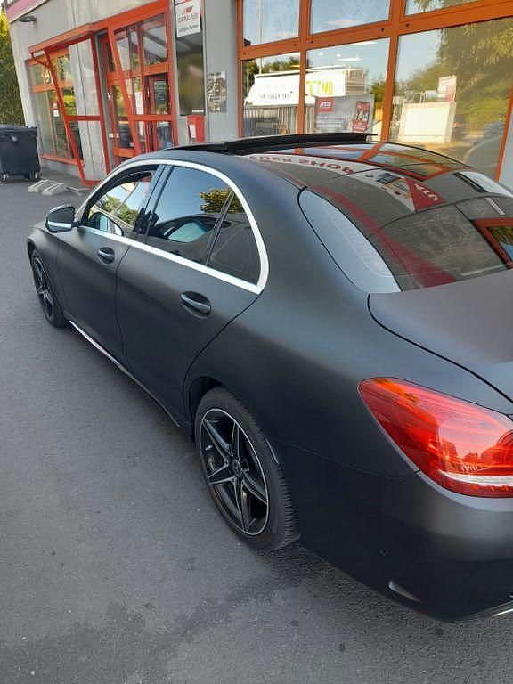 Schwarz Gebraucht 2017 Mercedes C250 Limousine | 21.999 € (Teuer) - Bild 1/4