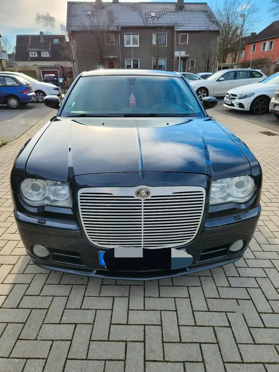 Usado Chrysler 300C 431 CV (317 kW) 2006 Negro Berlina