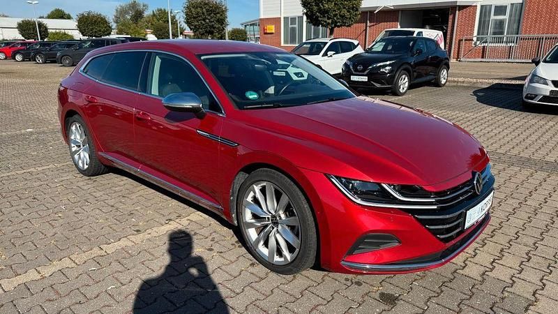Kings red Gebraucht 2021 VW Arteon Elegance Kombi | 28.845 € (Fairer Preis) - Bild 1/4