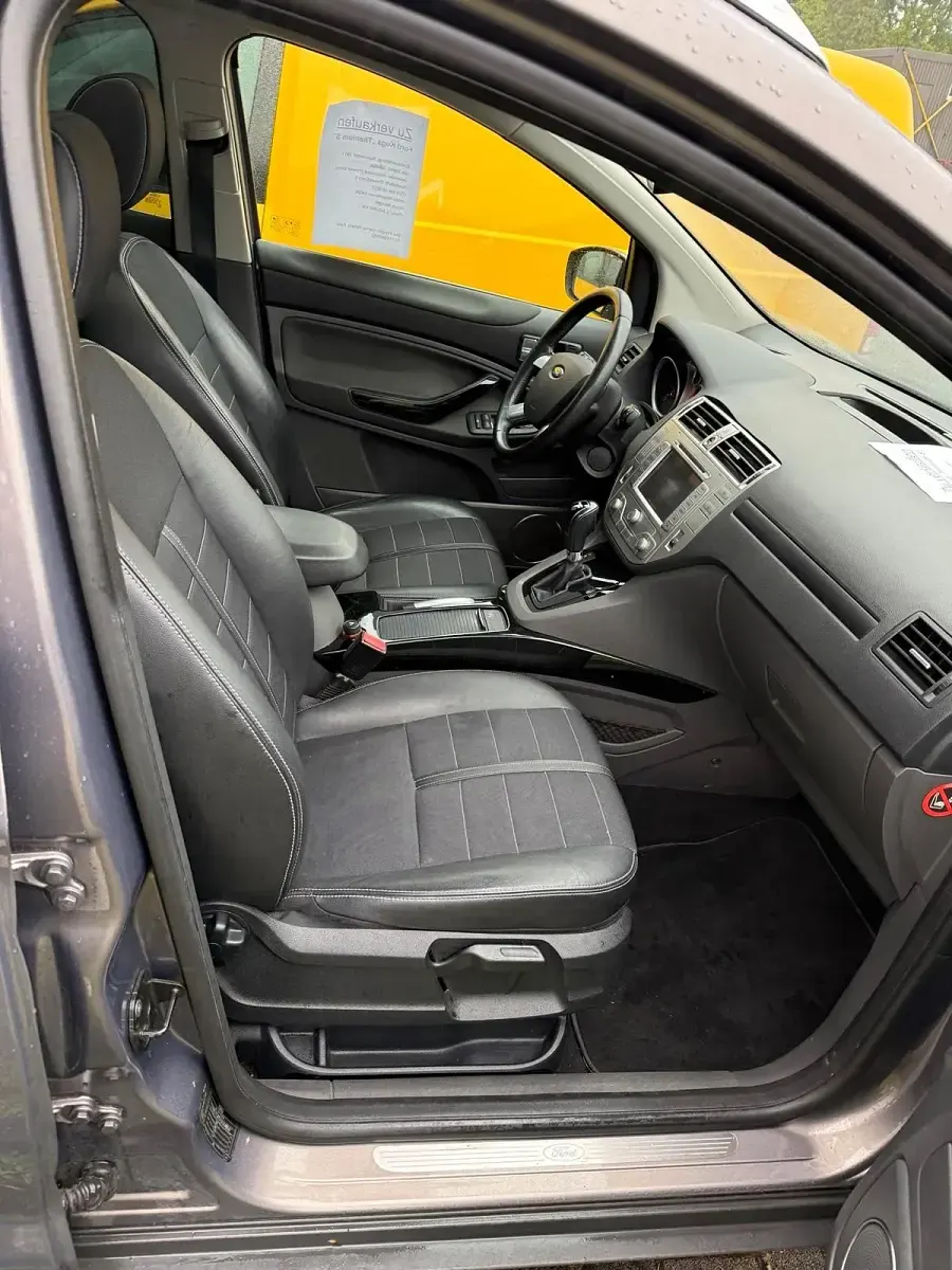 Gebraucht Ford Kuga Titanium S 140 PS (102 kW) 2011 Braun SUV