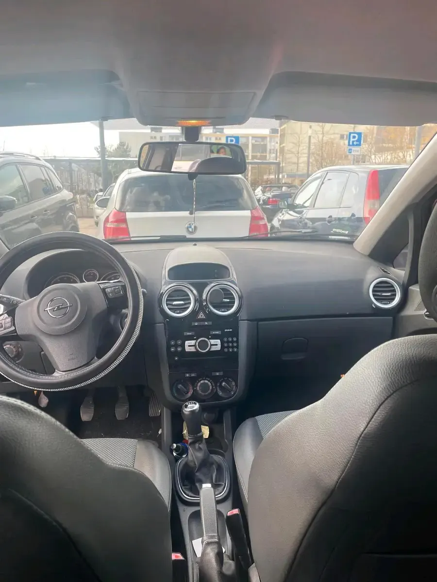 Gebraucht Opel Corsa 80 PS (58 kW) 2009 Kleinwagen