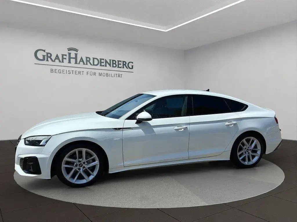 Gebraucht Audi A5 Sportback S-Line 204 PS (150 kW) 2023 Ibisweiß Kleinwagen