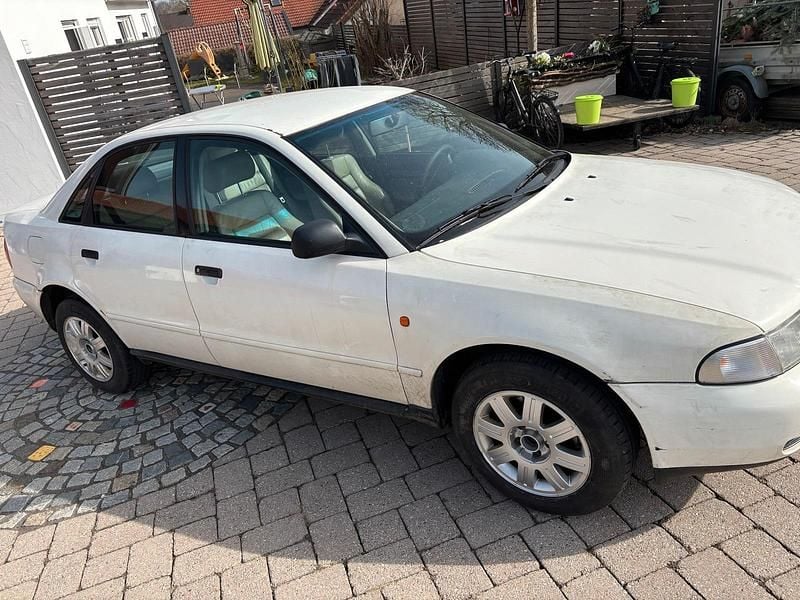 Gebraucht Audi A4 101 PS (74 kW) 1996 Limousine