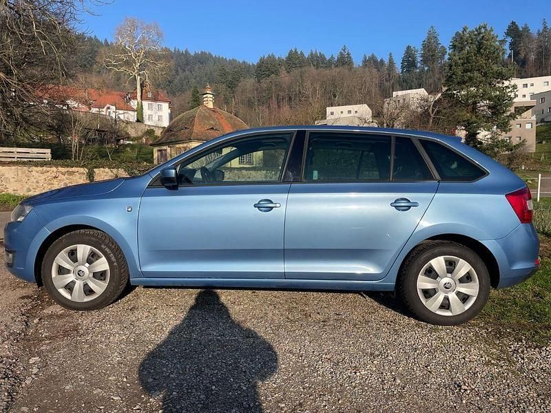 Gebraucht Skoda Rapid Ambition 105 PS (77 kW) 2013 Blau Limousine