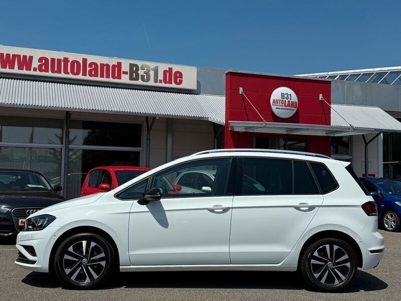 Weiß Gebraucht 2019 VW Golf Sportsvan IQ Drive Van / Kleinbus | 19.895 € (Fairer Preis) - Bild 1/4