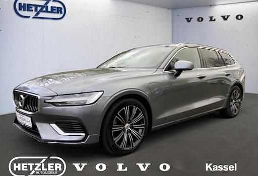 Osmium grey metallic / metalli Gebraucht 2020 Volvo V60 Inscription Kombi | 32.850 € (Superpreis) - Bild 1/4