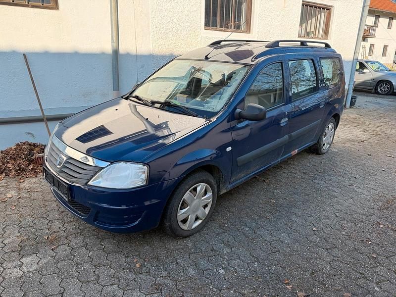 Blau Gebraucht 2009 Dacia Logan Kombi | 1.250 € (Fairer Preis) - Bild 1/4