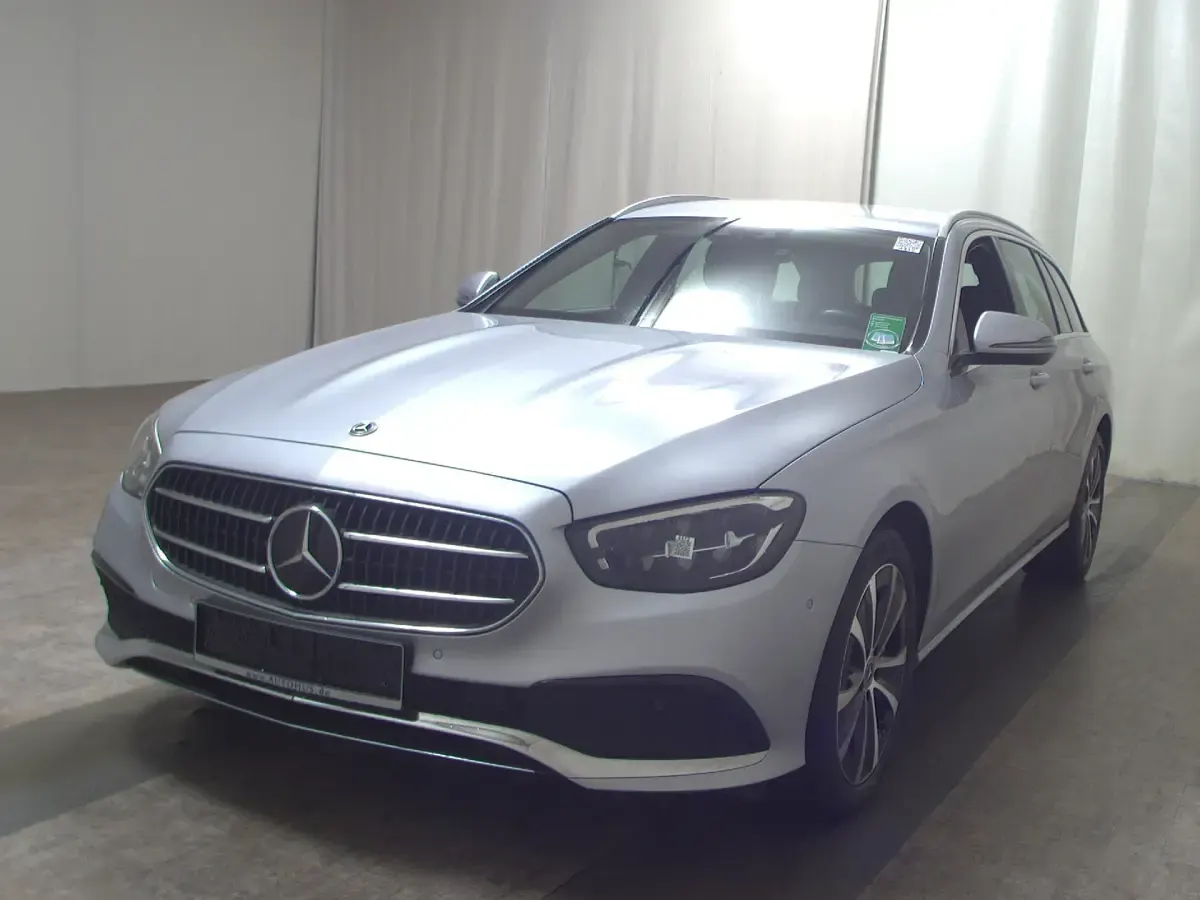 Brugt Mercedes E300 306 HK (225 kW) 2021 Sølv Stationcar