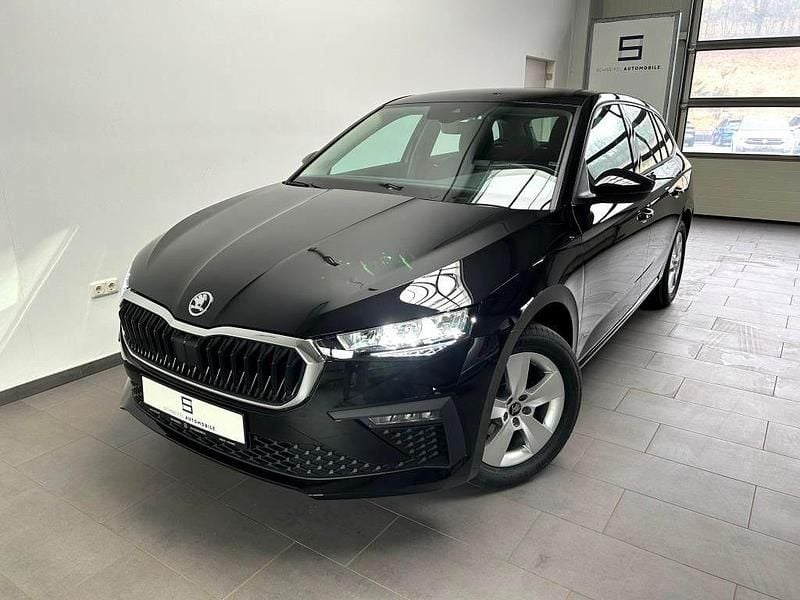 Schwarz Neu 2025 Skoda Scala Selection Kleinwagen | 21.787 € (Guter Preis) - Bild 1/4