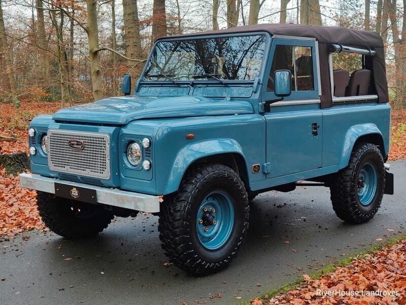Blau Gebraucht 1997 Land Rover Defender Heritage SUV | 105.000 € - Bild 1/4