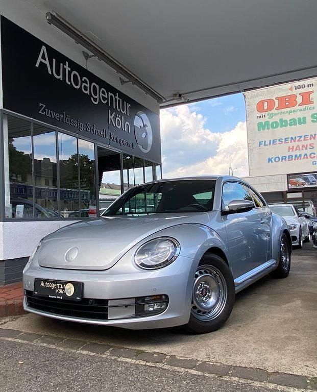 Silber Gebraucht 2012 VW Beetle Design Kleinwagen | 8.490 € (Guter Preis) - Bild 1/4