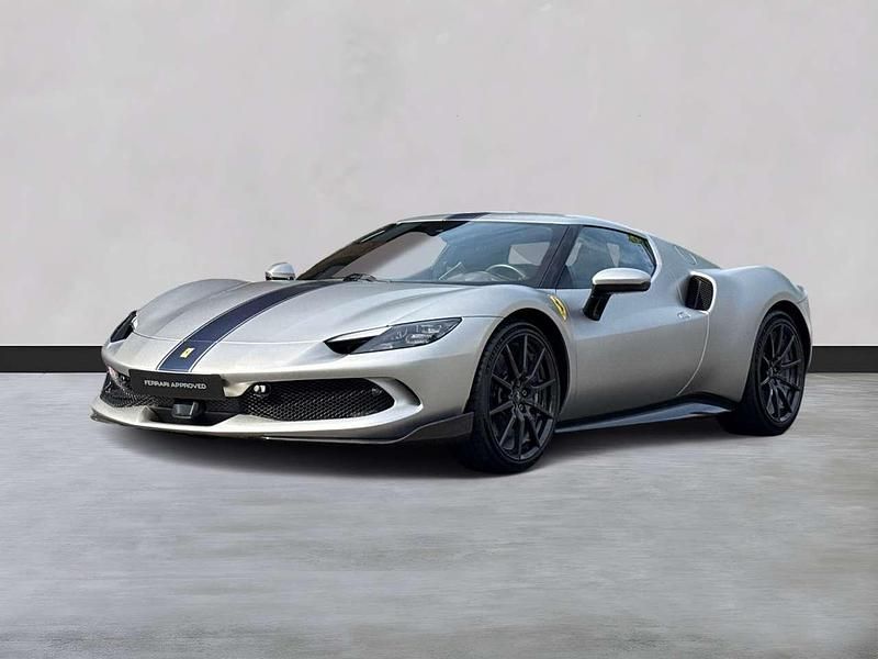 Gebraucht Ferrari 296 829 PS (609 kW) 2024 Silber Coupé