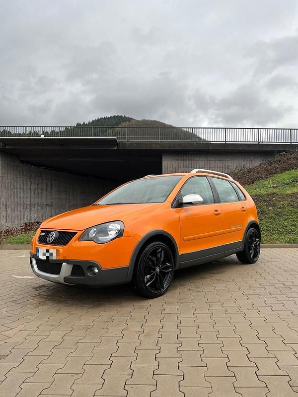 Orange Gebraucht 2007 VW Polo Cross Kleinwagen | 1.800 € (Guter Preis) - Bild 1/4
