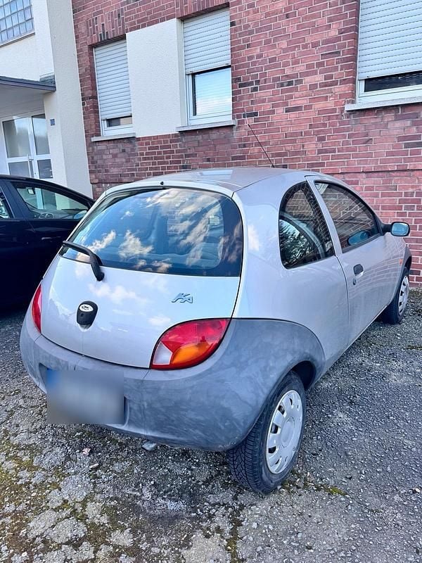 Gebraucht Ford Ka 60 PS (44 kW) 2002 Silber Kleinwagen