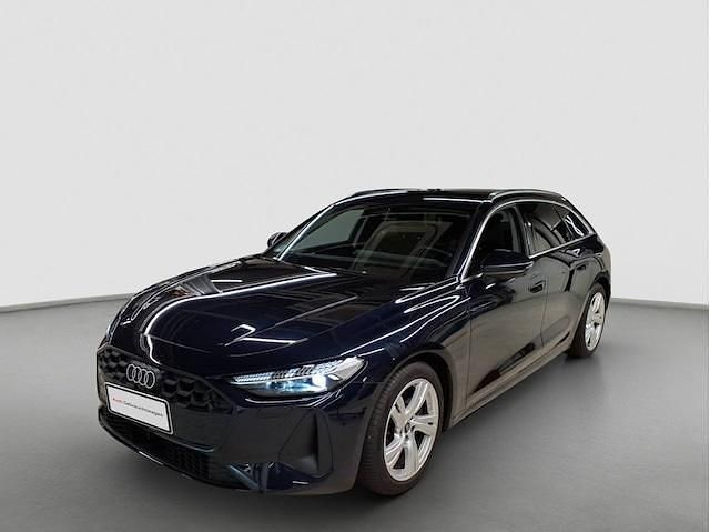 Gebraucht Audi A5 Comfort 204 PS (150 kW) 2025 Firmamentblau metallic Kombi