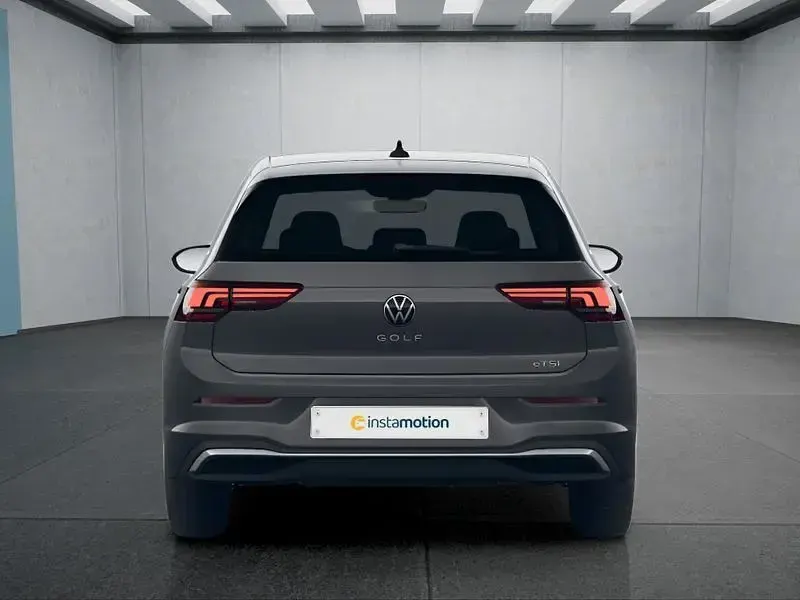 Neu VW Golf VIII 116 PS (85 kW) 2026 Grau Kleinwagen