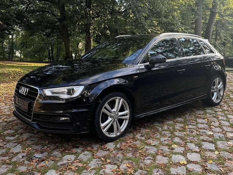 Gebraucht Audi A3 Attraction 122 PS (89 kW) 2014 Schwarz Kombi