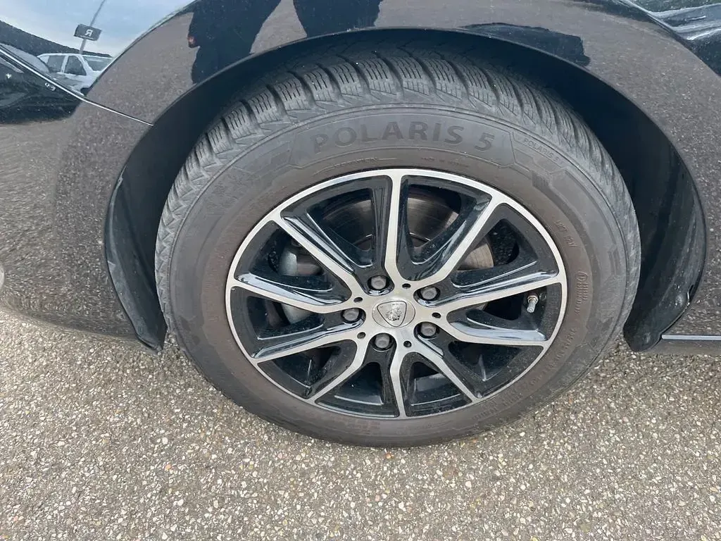 Gebraucht Hyundai i30 Passion 120 PS (88 kW) 2018 Schwarz Limousine