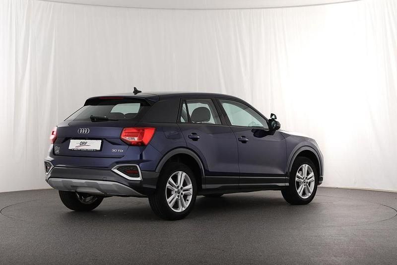 Gebraucht Audi Q2 Advanced 116 PS (85 kW) 2024 Navarrablau metallic SUV