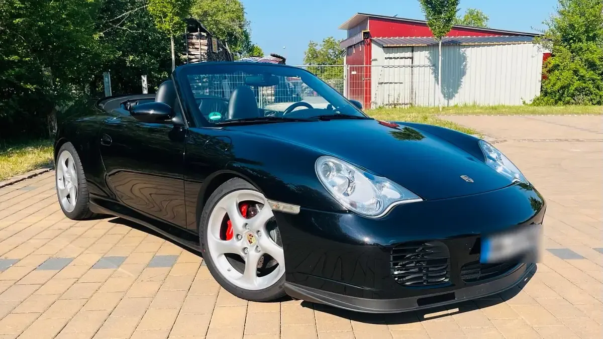 Używany Porsche 996 320 KM (235 kW) 2004 Czarny Kabriolet