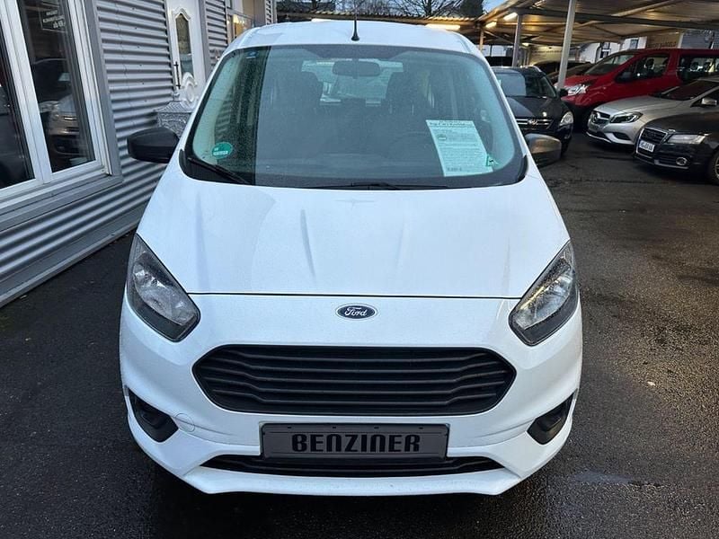 Gebraucht Ford Tourneo Courier 101 PS (74 kW) 2019 Weiß Van / Kleinbus