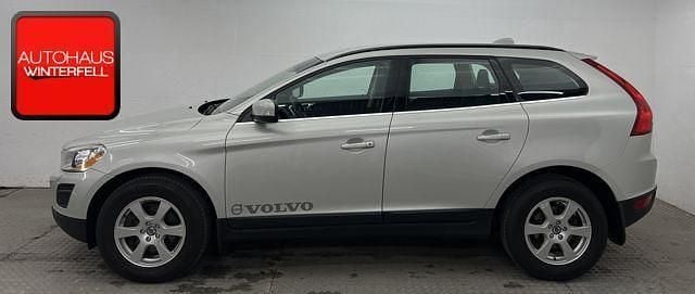 Gebraucht Volvo XC60 R-Design 455 PS (334 kW) 2012 Onyx black (metallic) SUV