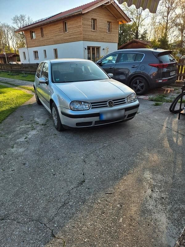 Usado VW Golf 75 HP (55 kW) 2003 Cinzento Coupé