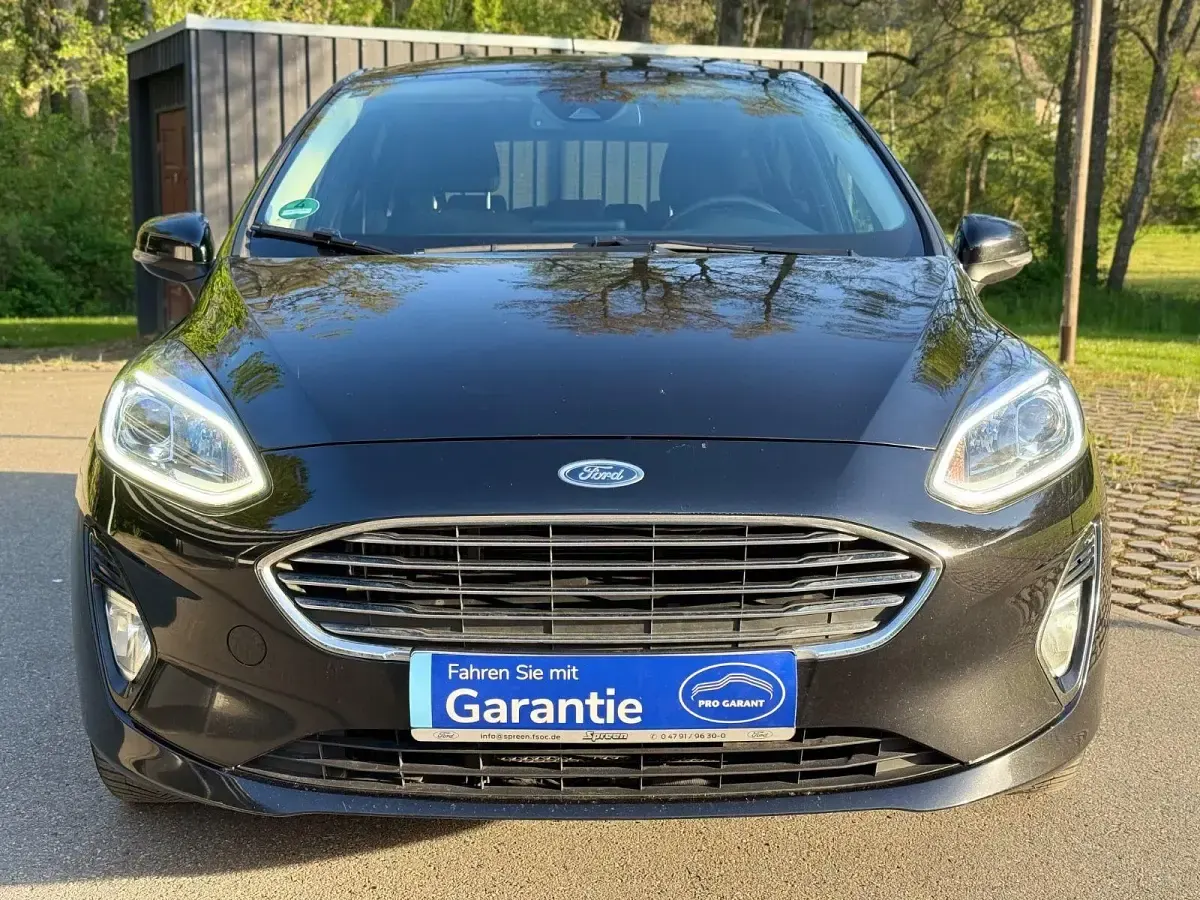 Gebraucht Ford Fiesta Titanium 95 PS (69 kW) 2020 Schwarz Kleinwagen